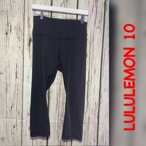Lululemon Capri leggings 10